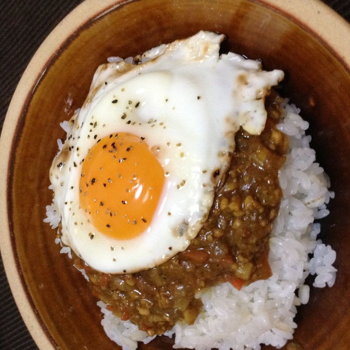 キャベツの芯も！みじん切りでドライカレー